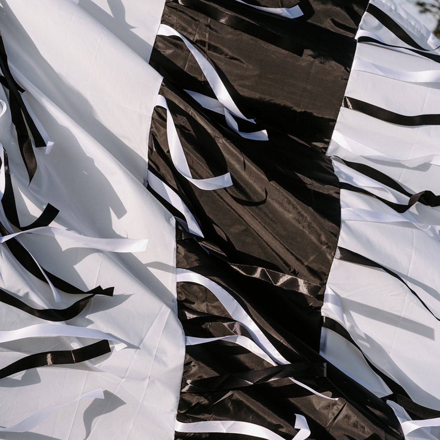 Black & White Sensory Parachute with Ribbons (3m)