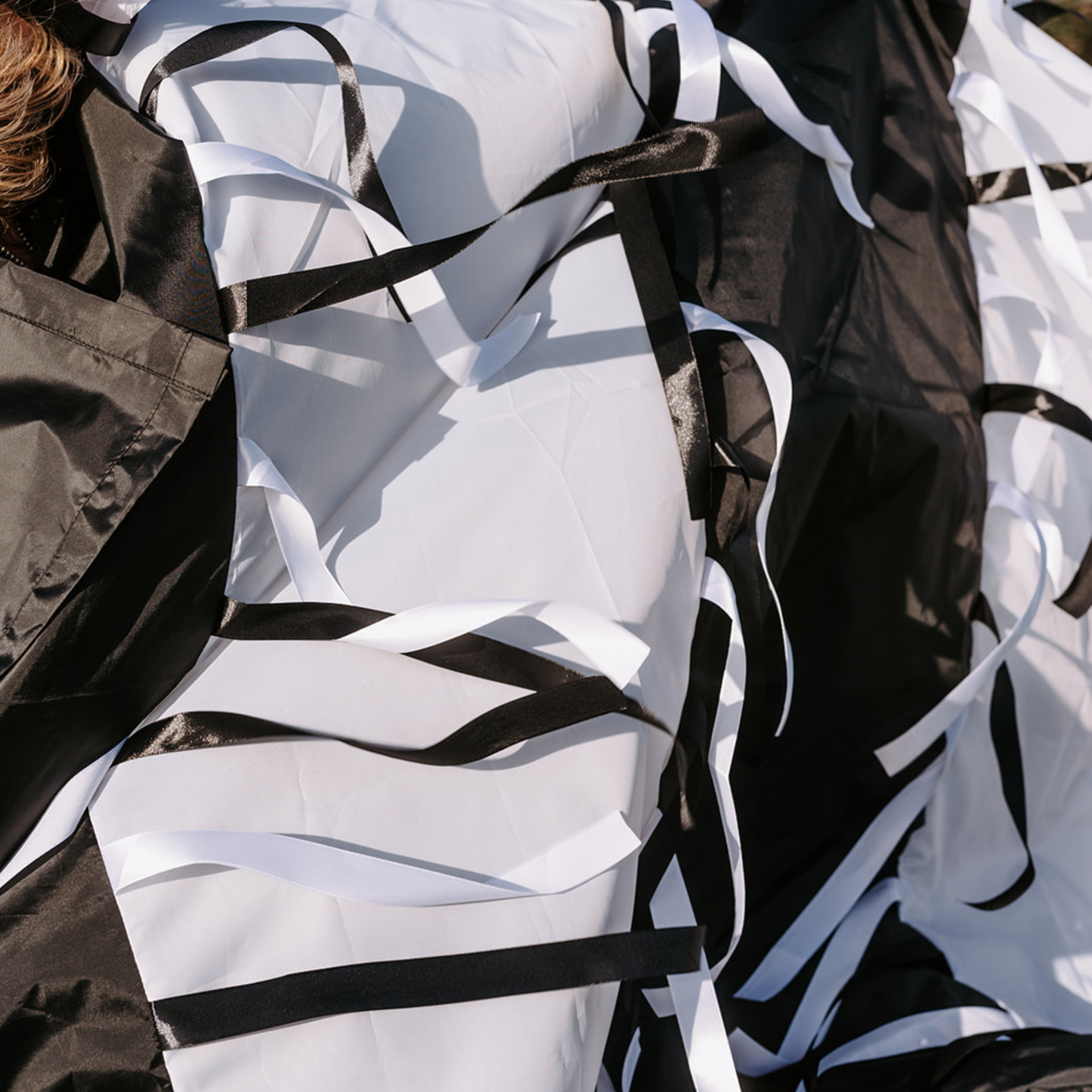 Black & White Sensory Parachute with Ribbons (3m)