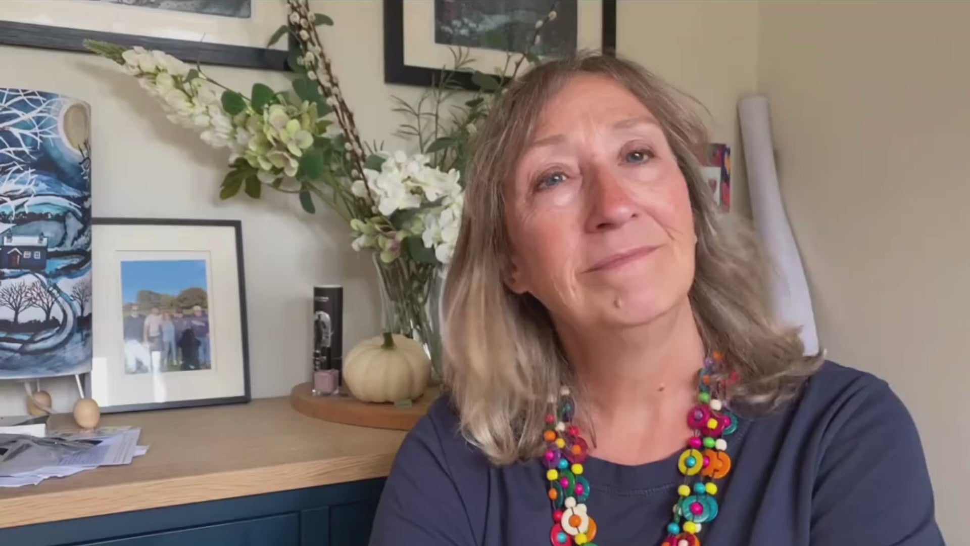 Load video: Elizabeth James, The Baby Class Expert, Sensory Parachute Designer